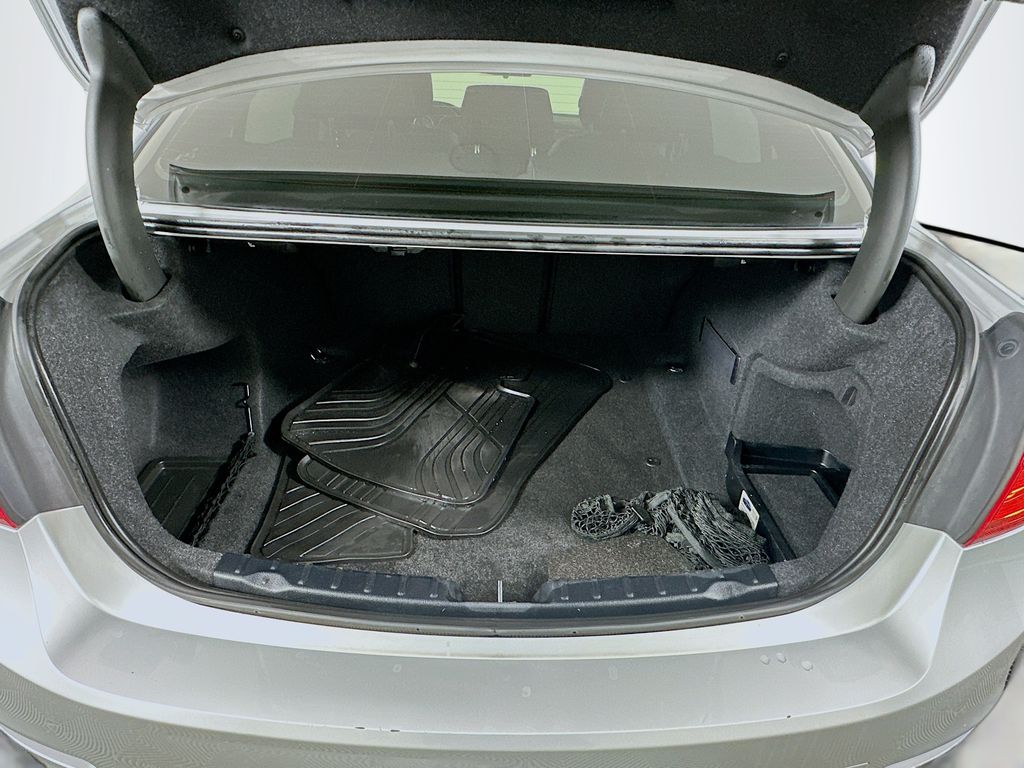 Thumbnail: 2014 BMW 3 Series - 26