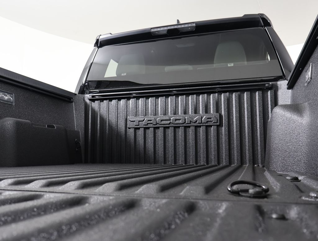 2025 Toyota Tacoma SR5 Double Cab photo 17