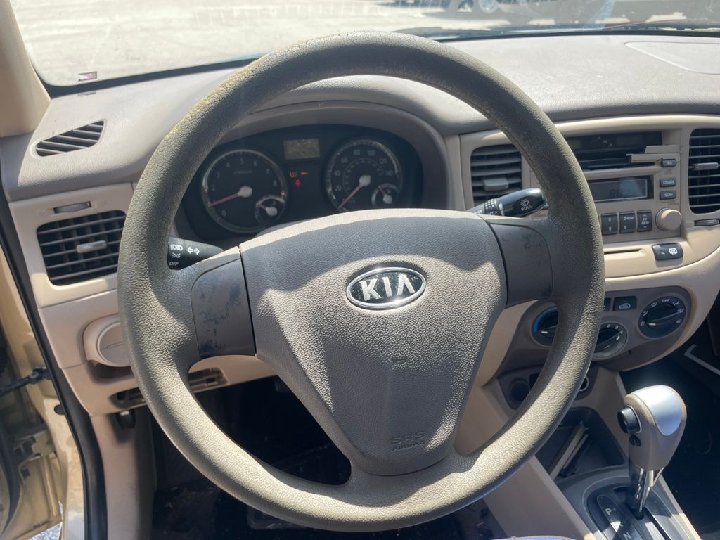 Used 2008 Beige Kia LX image 12