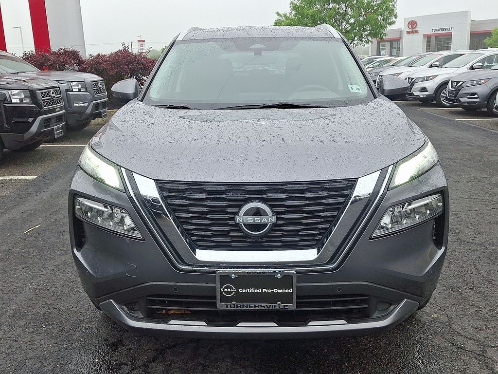 2023 Nissan Rogue SL 2