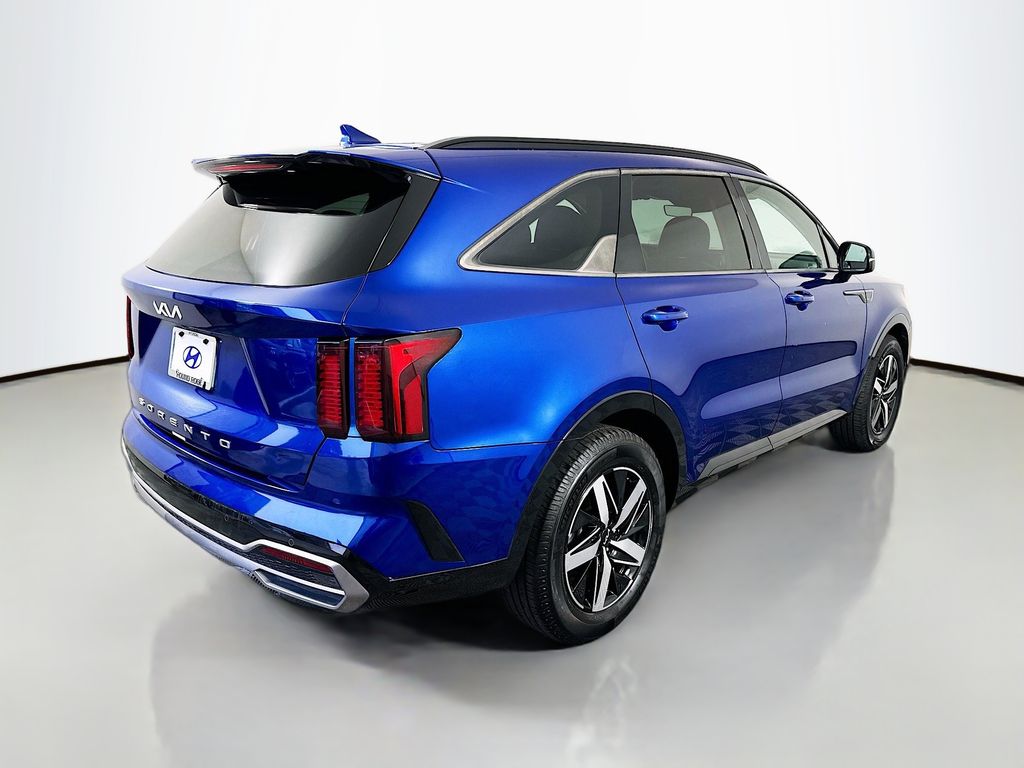 Thumbnail: 2022 Kia Sorento - 5