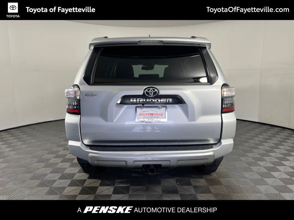 Thumbnail: 2024 Toyota 4Runner - 9