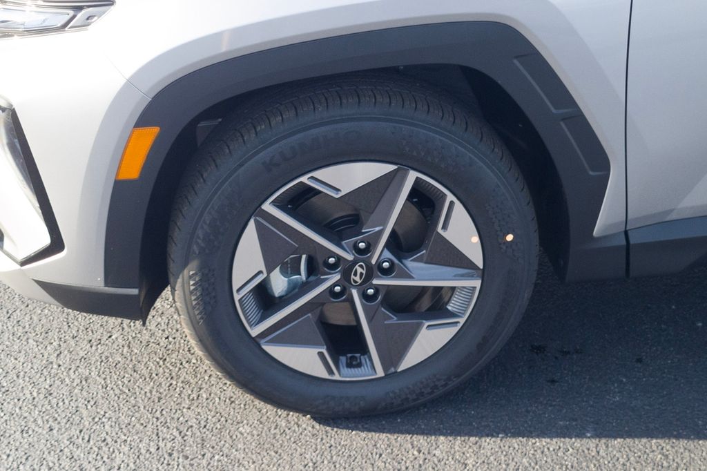 New 2026 Silver Hyundai SEL Plus image 12