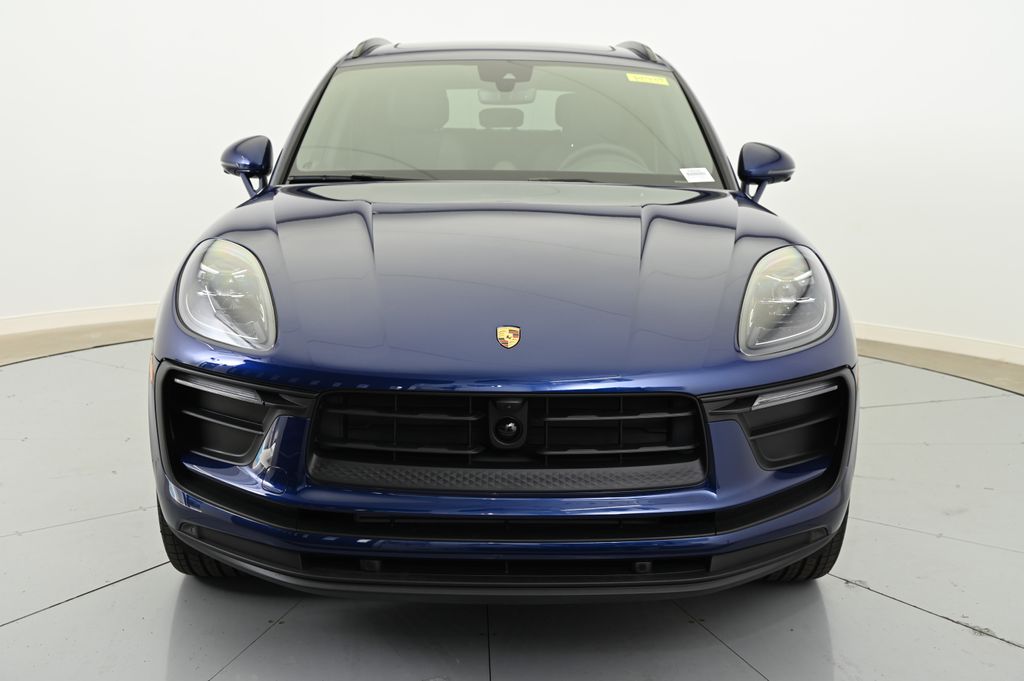 Thumbnail: 2025 Porsche Macan - 10