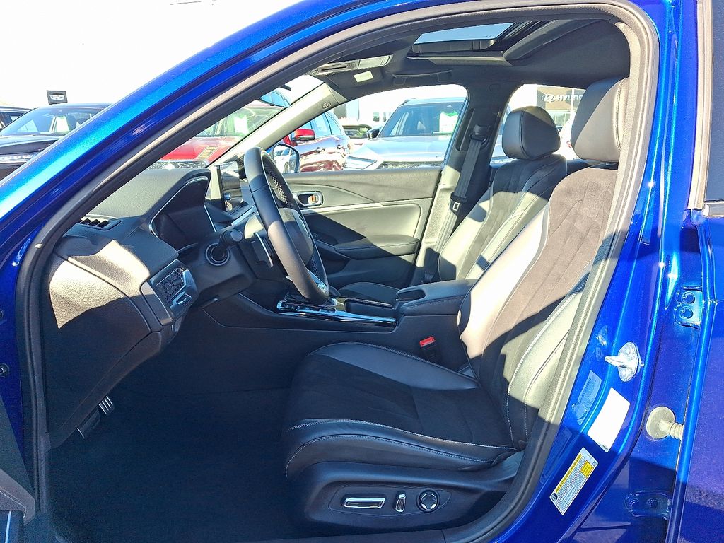 Thumbnail: 2023 Acura Integra - 14