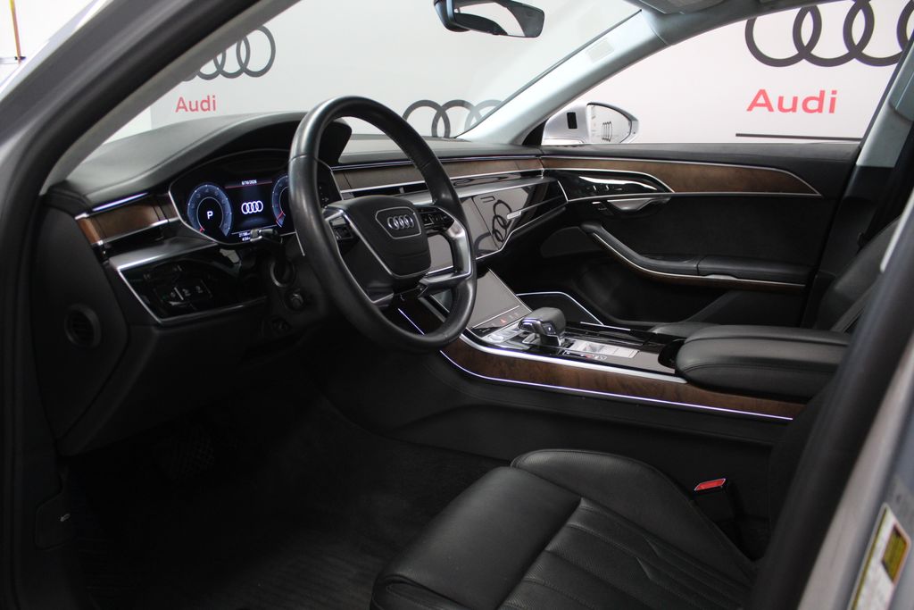 Thumbnail: 2019 Audi A8 - 10