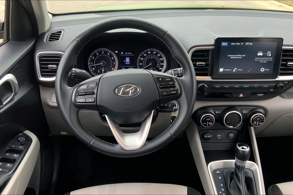 2021 Hyundai Venue SEL 4