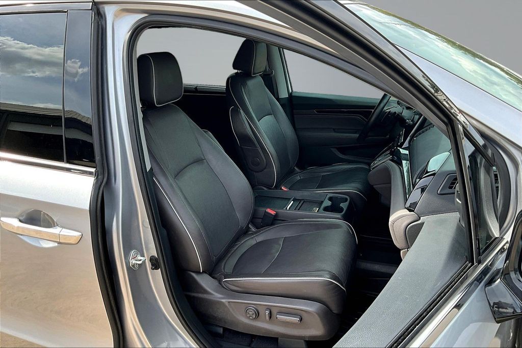 2022 Honda Odyssey Elite  at DeMontrond Automotive Group