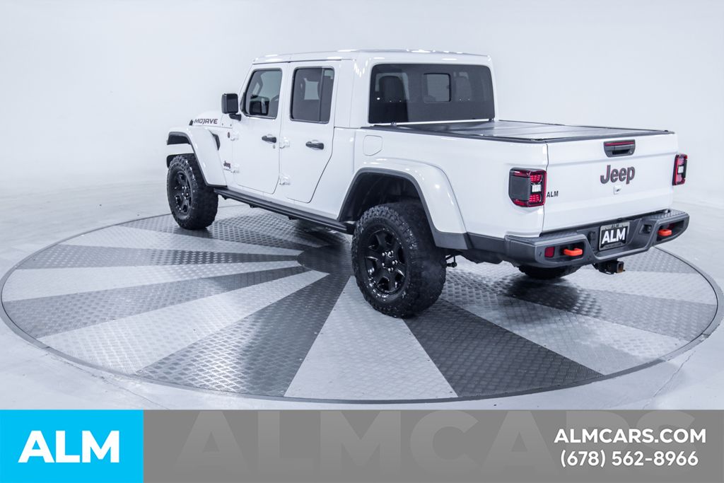 Used 2020 White Jeep Mojave image 7