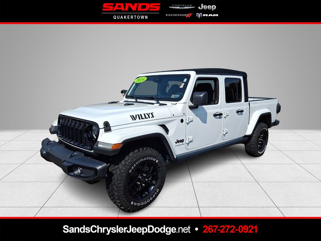 Bright White Clearcoat 2024 Jeep Gladiator Pickup Truck Four-Wheel Drive 8-Speed Automatic