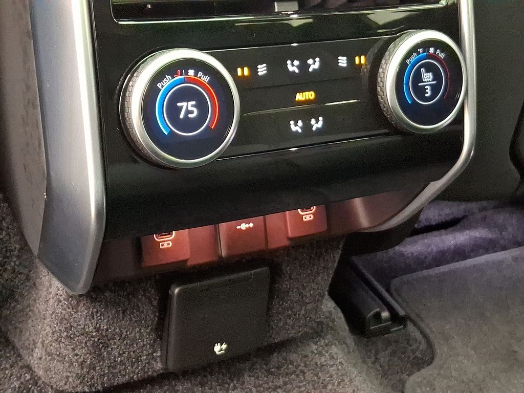 Thumbnail: 2024 Land Rover Range Rover - 11