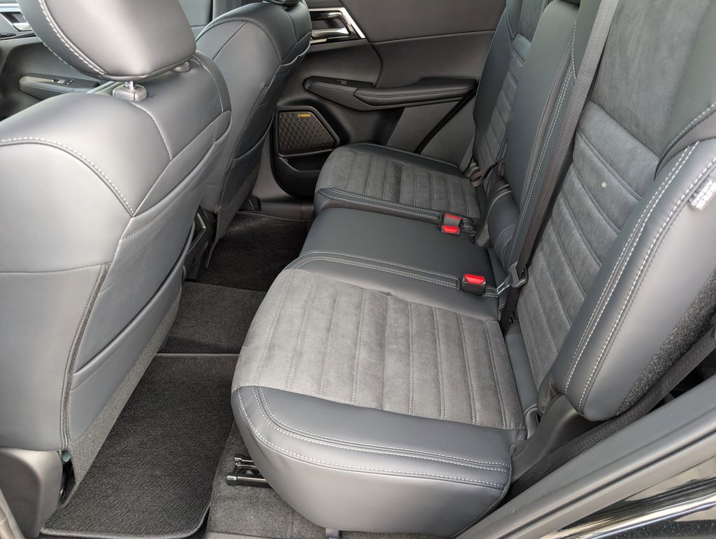 New 2026 Mitsubishi Outlander SUV