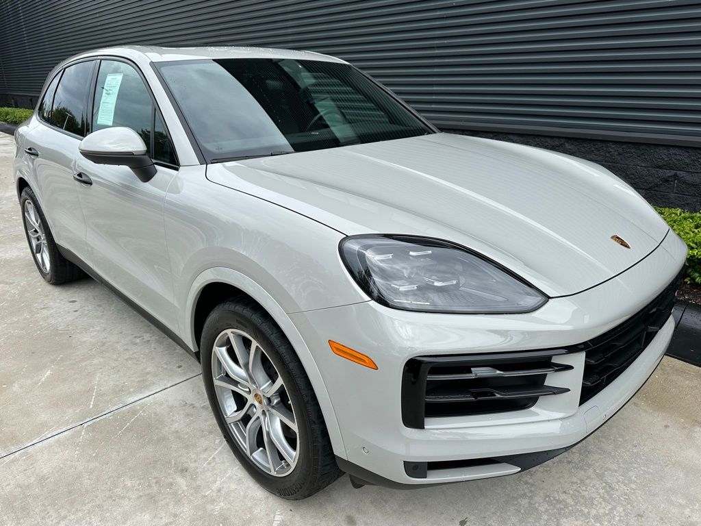 Thumbnail: 2024 Porsche Cayenne - 11