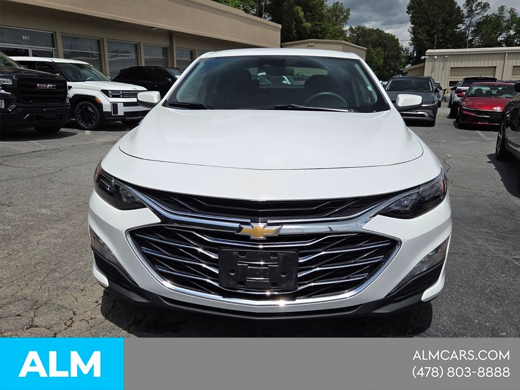 Used 2024 White Chevrolet LT image 18