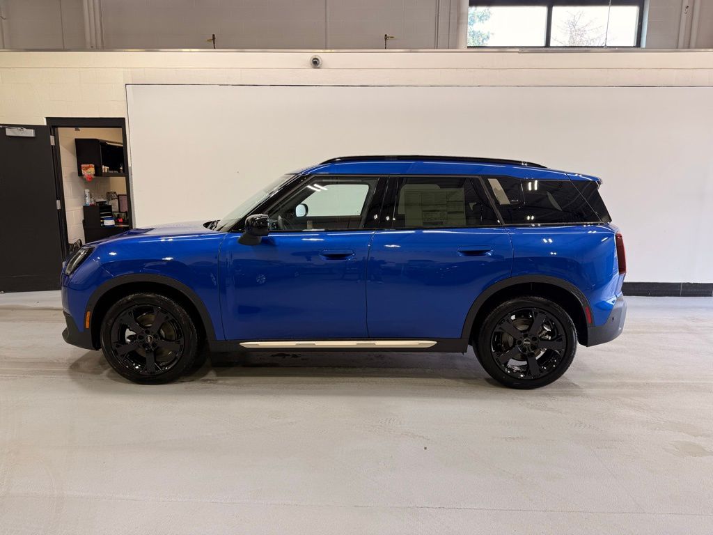 Thumbnail: 2025 MINI Cooper Countryman - 2