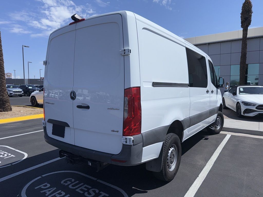 Thumbnail: 2019 Mercedes-Benz Sprinter - 4