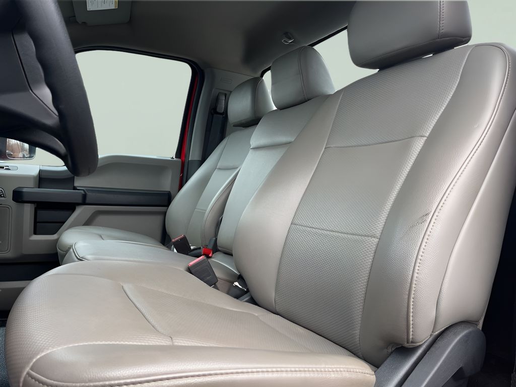 2022 Ford F-350 XL photo 2