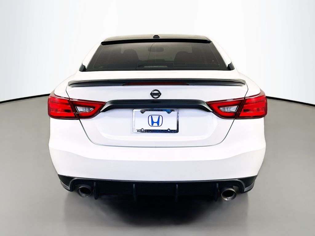 Thumbnail: 2017 Nissan Maxima - 6