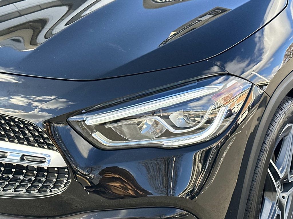 Thumbnail: 2021 Mercedes-Benz GLA - 2