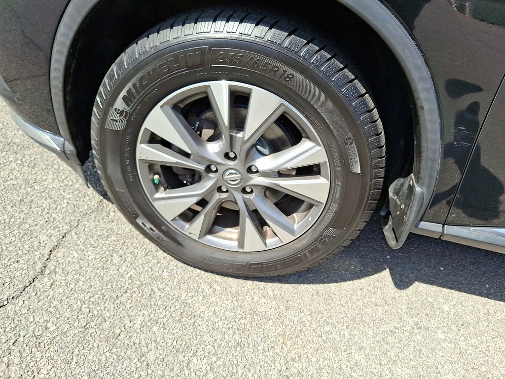 Thumbnail: 2015 Nissan Murano - 8