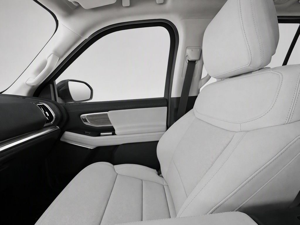 New 2027 Star White Metallic Tri-Coat Ford MAX Platinum image 14