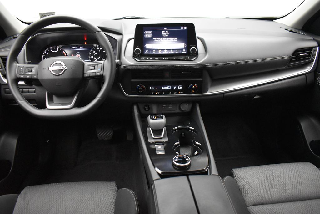 Thumbnail: 2025 Nissan Rogue - 25