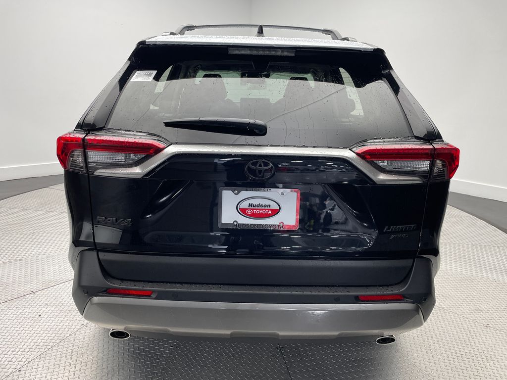 Thumbnail: 2025 Toyota RAV4 - 6