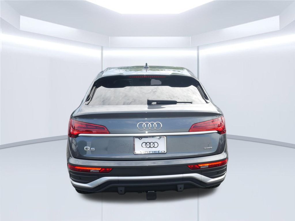Thumbnail: 2023 Audi Q5 - 6
