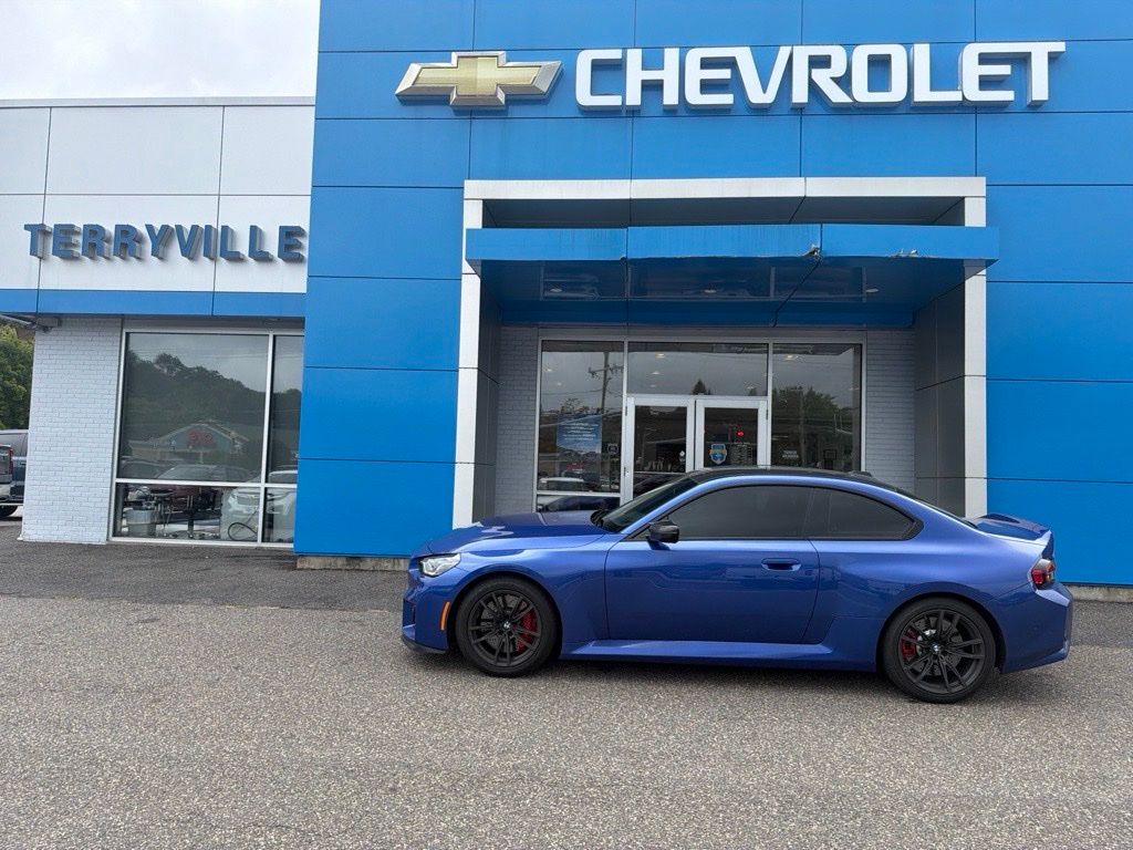 2026 BMW M2 Azul (Portimao Blue Metallic) Coupé Tracción trasera 8 velocidades Automática