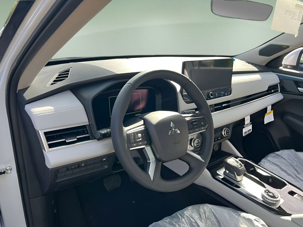 New 2026 Mitsubishi Outlander SUV