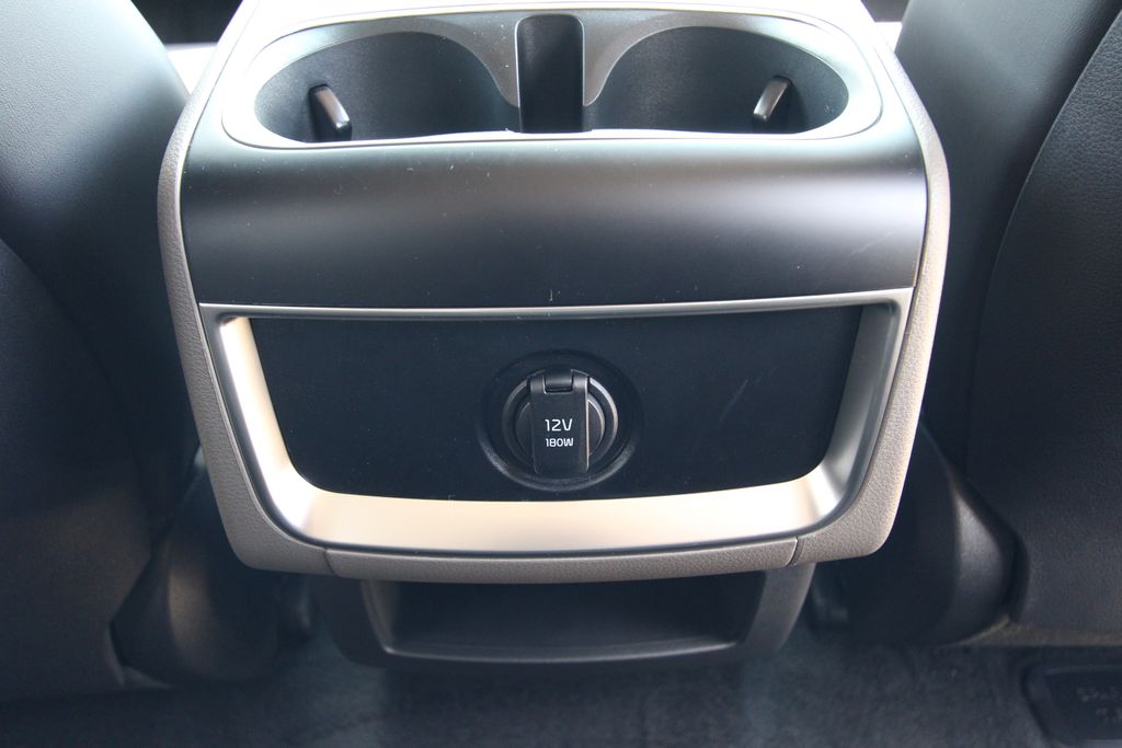 New 2027 Kia Carnival MPV Van