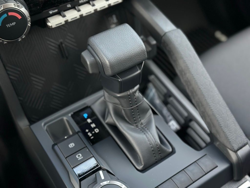 2025 Toyota Tacoma SR5 Double Cab photo 24