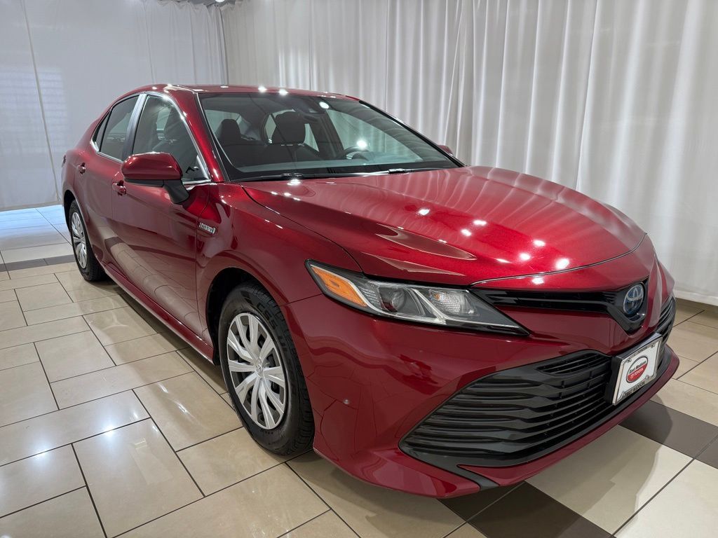 Thumbnail: 2019 Toyota Camry - 7
