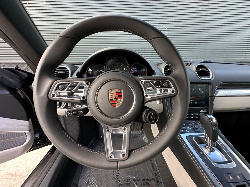 Thumbnail: 2025 Porsche 718 Boxster - 16