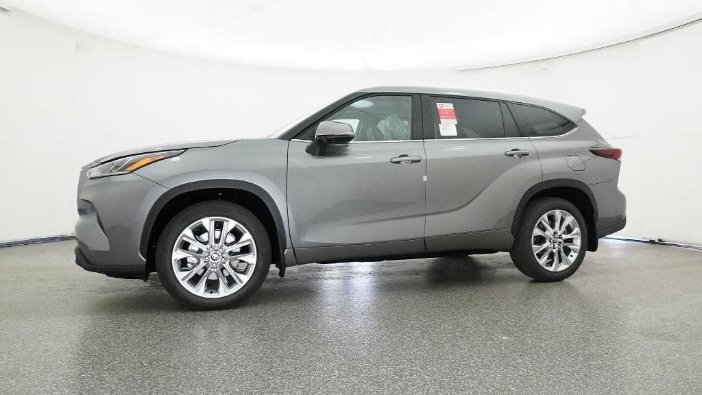 Thumbnail: 2026 Toyota Highlander - 23