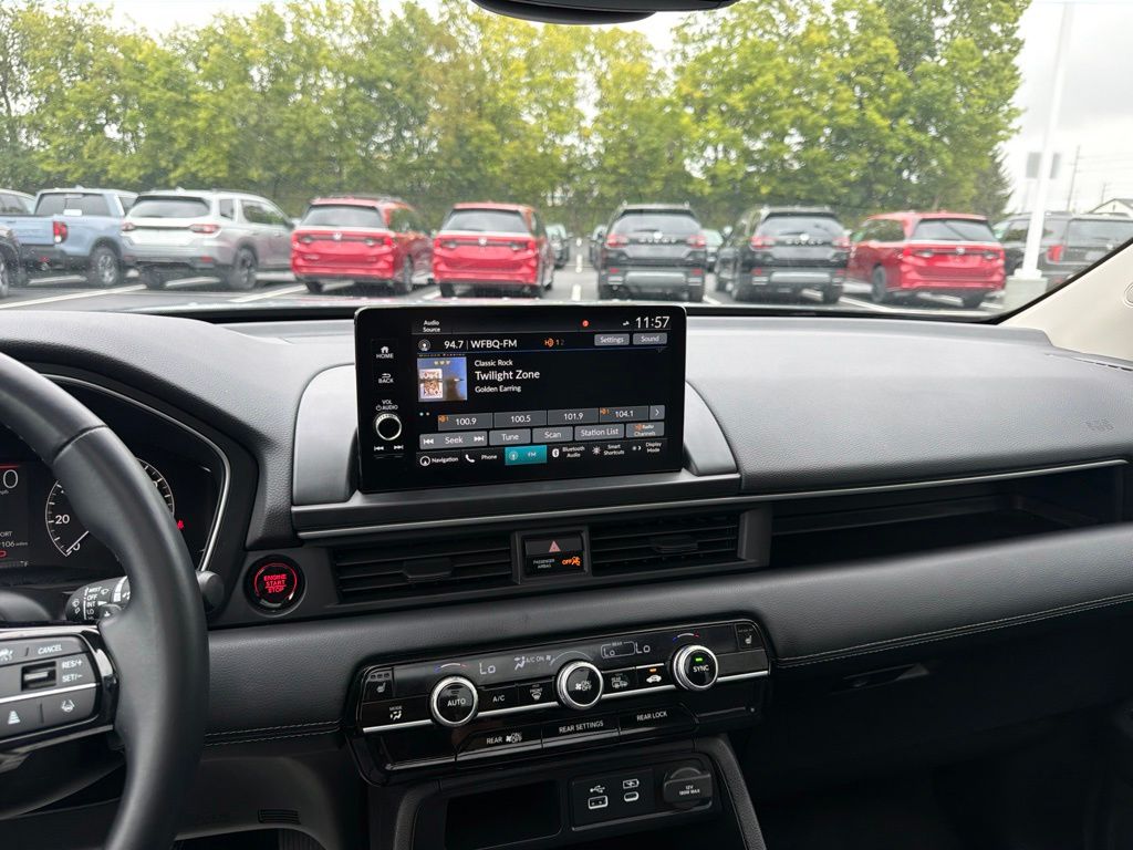 Thumbnail: 2025 Honda Pilot - 15