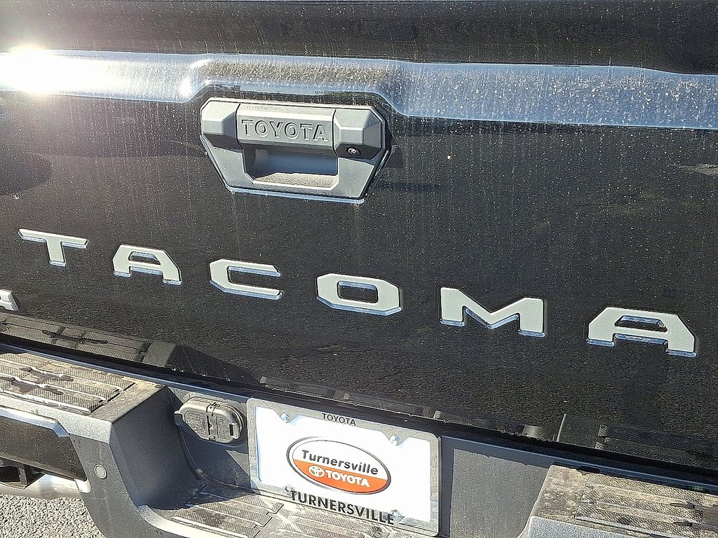 Thumbnail: 2025 Toyota Tacoma - 5