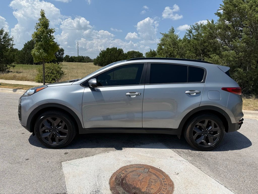 Thumbnail: 2022 Kia Sportage - 9
