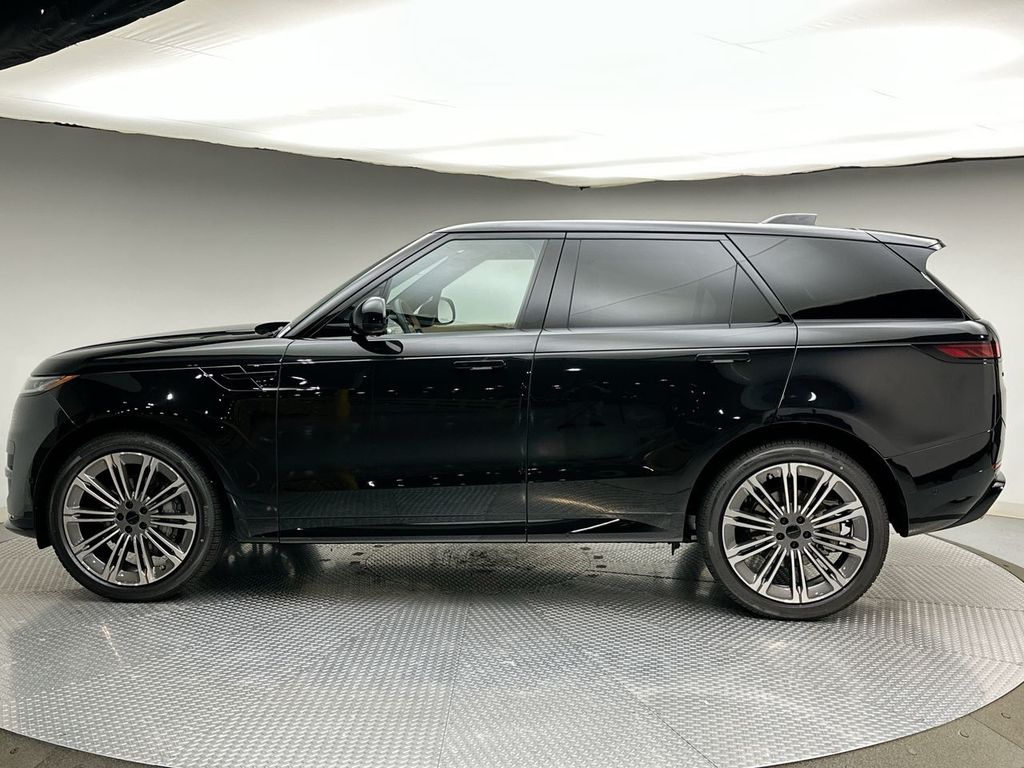 Thumbnail: 2026 Land Rover Range Rover Sport - 2
