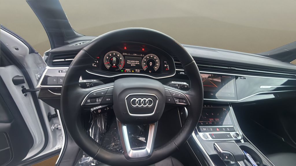 used 2022 Audi Q7 car, priced at $37,300