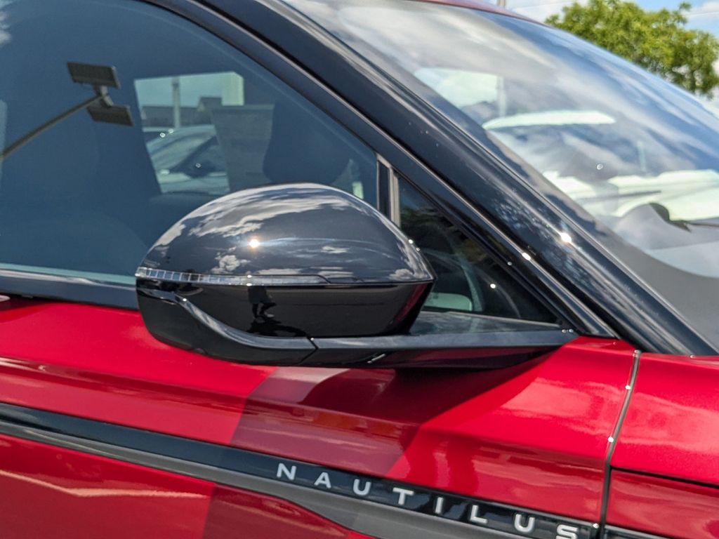 2025 Lincoln Nautilus Premiere