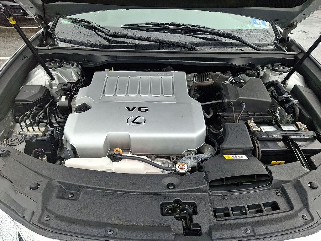 Thumbnail: 2018 Lexus ES - 29