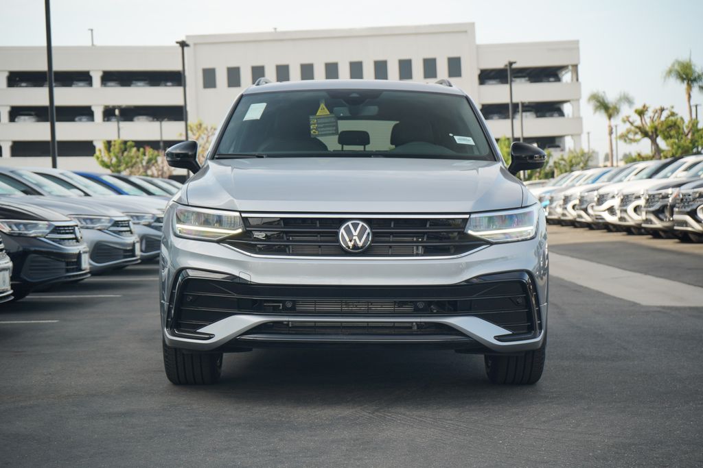 2024 Volkswagen Tiguan 2.0T SE R-Line Black 5