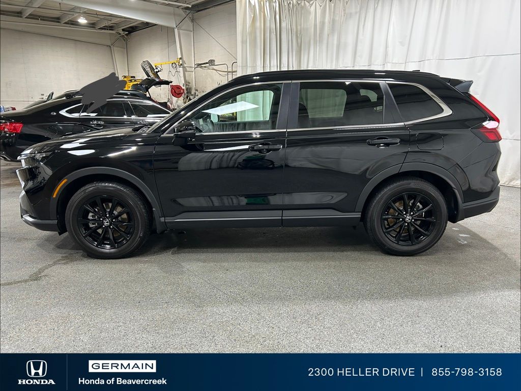 View vehicle photo 5