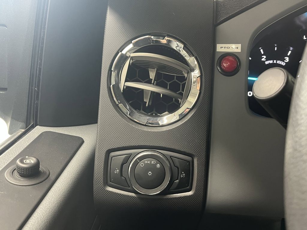 2025 Ford F-650 Super Cab DRW RWD Scelzi Mechanics Body for sale #9F0378 - photo 21