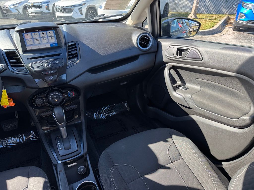 2019 Ford Fiesta SE 22