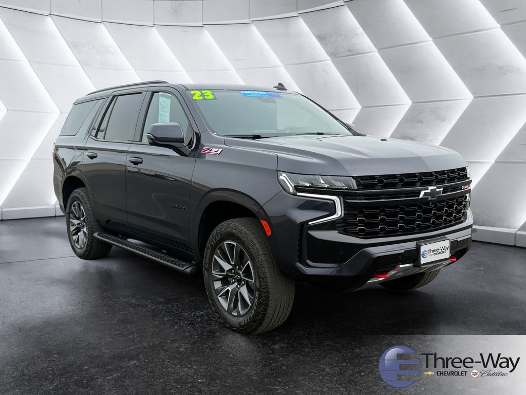 View vehicle photo 7