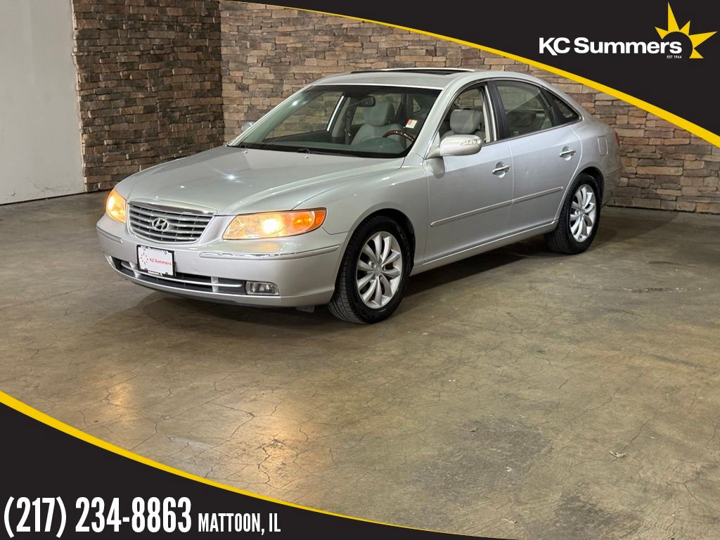 Silver 2008 Hyundai Azera Sedan Front-Wheel Drive 5-Speed Automatic
