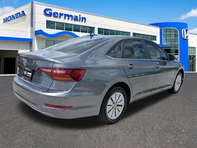 Used 2019 Platinum Gray Metallic Volkswagen 1.4T SE image 5