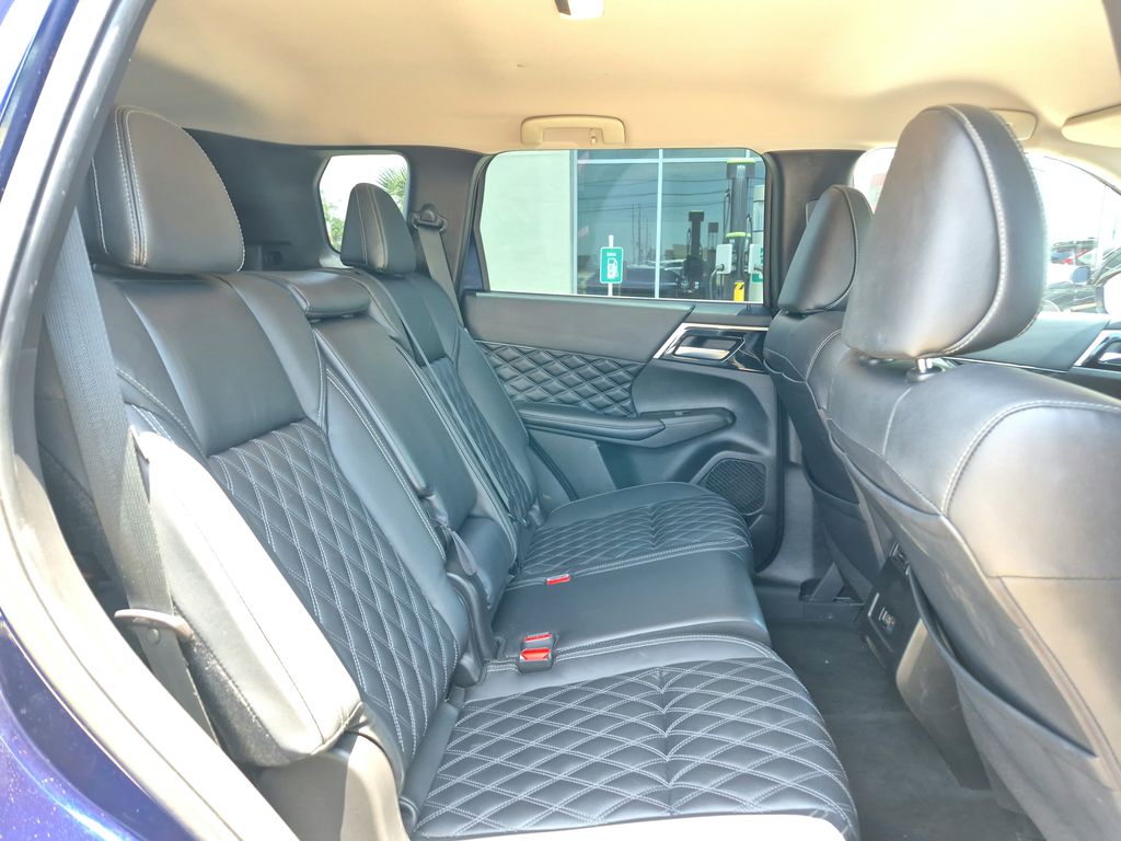 2022 Mitsubishi Outlander SEL Blue at Bayway Cadillac of The Woodlands